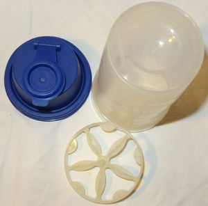 XD Tupperware Mix-Fix Schüttelbecher Shaker 250ml blau Messbecher gebraucht gut Becher Küche Messen Bild 2