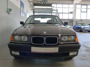 BMW 318 iS Coupe, 2.Hand, 75.800 KM, Erstlack, Top ! Bild 2