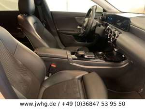 Mercedes-Benz CLA 180 CLA180 Progressive LED 18"Widescreen Kam DAB AHK Bild 3