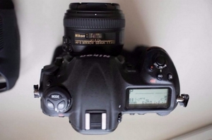 Nikon D5 CF inkl. Nikkon Objektiv 50mm 1,4 und Gummischutz Bild 3