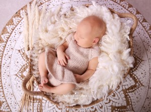 Neugeborenenfotoshooting Babyfotos Newborn Fotoshooting  Bild 1