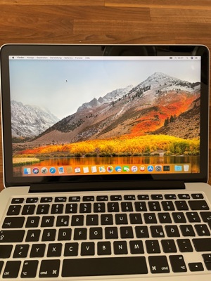 Apple MacBook Pro A1502 2015 8GB   250GB silber Bild 1