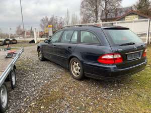 Mercedes-Benz E 200 T Kompressor Automatik Classic Bild 5