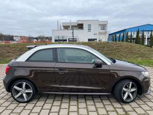 Audi A1 Ambition 1.4 Automatik Navi Parkhilfe Sport-S Bild 3