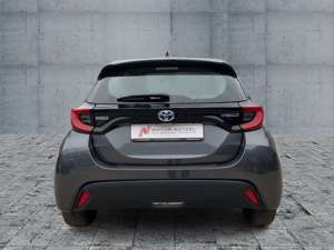 Toyota Yaris 1.5 Hybrid TEAM D LED+ACC+SHZ+RFK+MFL+16" Bild 5