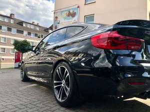 BMW 330 330 d xDrive M Sport *NAVI*19ZOLL*LEDER Bild 2