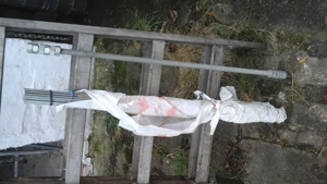 Gewindestangen mit Muttern