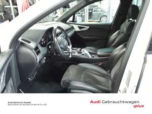 Audi Q7 3.0 TDI qu. S line LED 7 S. HuD Pano AHK BOSE Bild 4