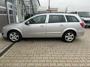 Opel Astra H Caravan Edition Bild 2
