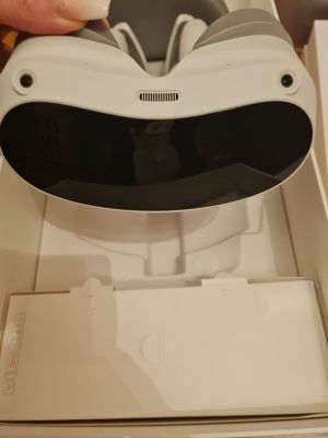  PICO 4 128GB All-in-One VR Headset - Weiß Grau Bild 3