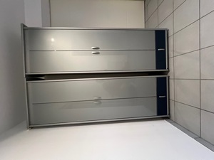 2 X Schuhschränke + Sideboard in Hochglanz blau grau, im sehr guten Zustand Bild 1