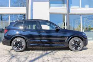 BMW iX3 Impressive / SHADOW LINE / LASER / LEDER Bild 4