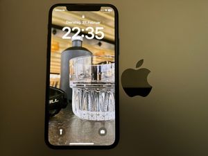  Einzigartiges Apple iPhone 11 Pro in Schwarz   Filmset Handy Bild 1