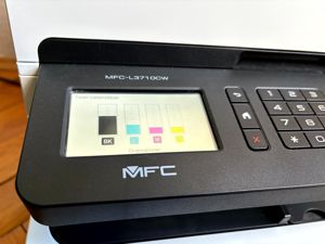  Brother MFC-L3710CW 4-in-1 Farb-Laser, Print, Scan, Copy, Fax, nur 1.000 Seiten! Bild 2