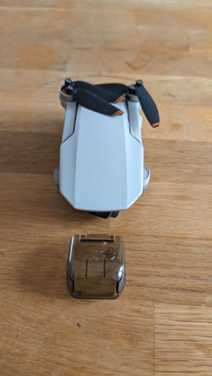  DJI Mini 2 SE Drohne - in Originalausstattung - in Grau Bild 4
