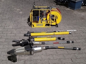 WEBER Rescue Benzin Rettungssatz Kit Schere Spreizer 2 Zylinder Hydr. Pumpe THW Bild 1