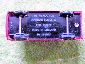 0025 Matchbox series 9 Merryweather Marquis Series III Fire Engine Karton nicht Original Bild 6