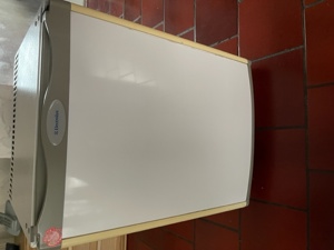 Minikühlschrank kleiner Kühlschrank Minibar Mini Kühlschrank , Elektrolux  T37cm, B=42cm,H=42cm Bild 3