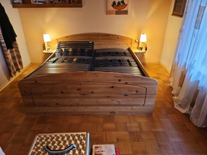 Doppelbett und 5türiger Kleiderschrank Massivholz Kiefer Bild 3