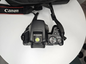 Canon EOS 250D Bild 1