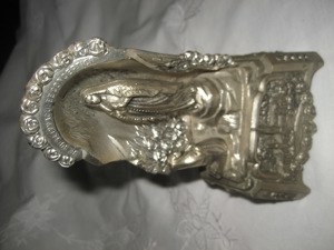 Alte Maria Madonna Lourdes Spieluhr Spieldose Musikdose Spritzguss Bild 1