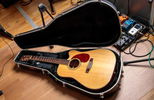 Akustikgitarre Cort MR-730FX mit Tonabnehmer incl. Koffer Bild 2