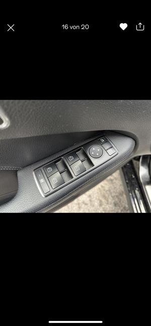 Mercedes E300 Motor getriebe sehr gut  Bild 1