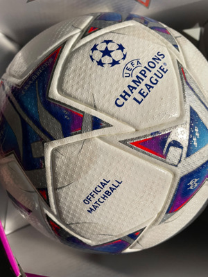 Championsleague Ball Adidas - Original und Neu Bild 3