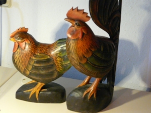 große Holzfiguren - Hahn und Henne Bild 1