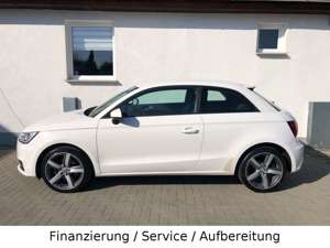 Audi A1 Sport S-Line mit Xenon+Sitzheizung+17 Zoll Bild 2