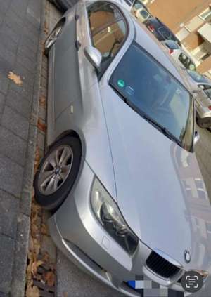 BMW 320 320i Aut. Bild 4