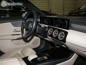 Mercedes-Benz A 250 4M Progressive Night+MBUX+HUD+Lenkradhzg Bild 4