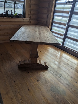 rustikaler Massivholz Esstisch mit 6 Stühlen  Bild 2