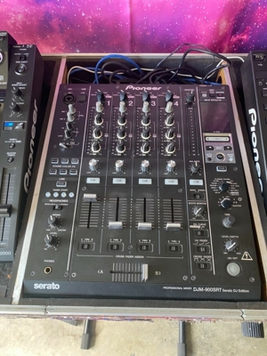 Pioneer DJ CDJ-2000 und Pioneer DJM900SRT Mixer in Custom Box Bild 4