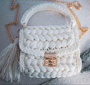 Gehäkelte Marshmallow bag   Handtasche Handmade weiß gold NEU Bild 2