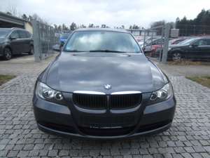 BMW 318 318i Bild 3