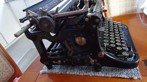 Deko Schreibmaschine alt Mod. Continental Bild 3