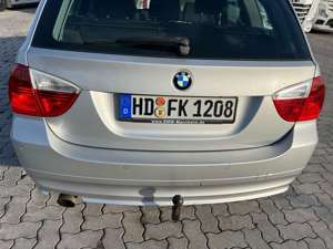 BMW 320 320i, Professionell Gereinigt, Top Gewartet Bild 4