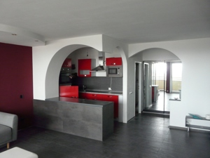Modernes frisch renoviertes Apartment in zentraler Lage mit bester Aussicht