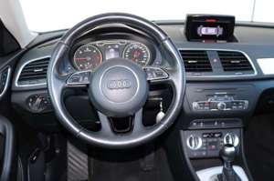 Audi Q3 2.0 TDI quattro*S tronic*Panorama*Navi.*Xenon Bild 4