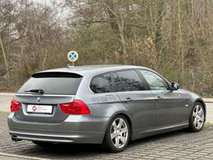 BMW 325 d Touring/AHK/Xenon/Automatik Bild 4