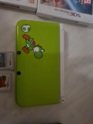 2 Nintendo 3DS XL Konsolen und 4 Spiele Bild 4