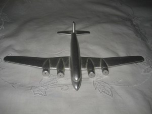 Aluminium Modellflugzeug, Modell eines Propellerflugzeug Bild 6