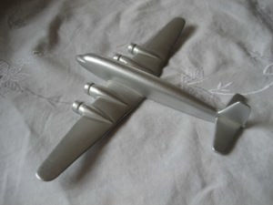 Aluminium Modellflugzeug, Modell eines Propellerflugzeug Bild 5