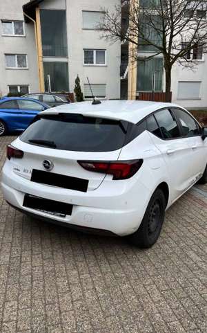 Opel Astra 1.2 Turbo Start/Stop Edition Bild 2