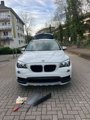 BMW X1 xDrive18d Sport Line Bild 1