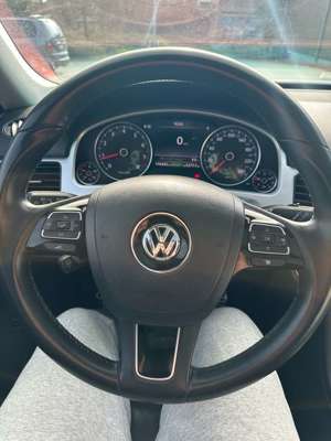 Volkswagen Touareg 3.0 Hybrid Automatik Exclusive Bild 5
