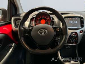 Toyota Aygo x-play touch *LED*Bluetooth*ISOFIX* Bild 10