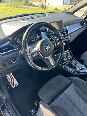 BMW 218 218d Active Tourer Aut. M Sport Bild 5