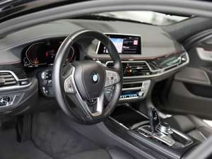 BMW 730 730d xDrive Massage 360K F-Parken Standheizung Bild 2